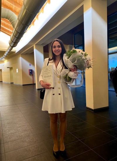 Young Italian post-doc reseacher moving to London Main Photo