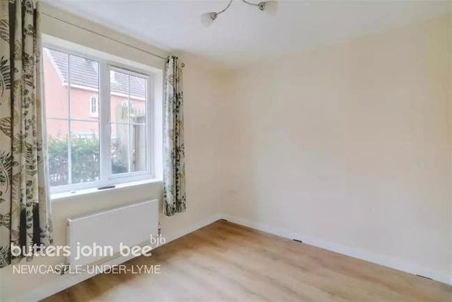 Newcastle Under Lyme Room to Rent Main Photo