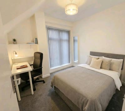 Cosy Double/Single Room in Town Centre with lovely Main Photo