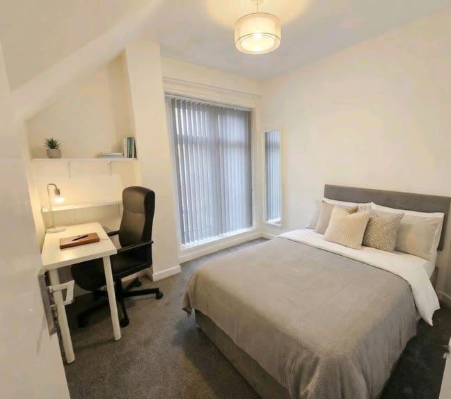 Cosy Double/Single Room in Town Centre with lovely Main Photo