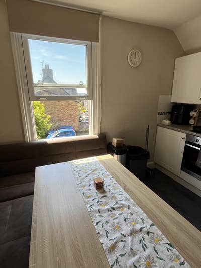 Double room to rent near Old Road Campus Main Photo