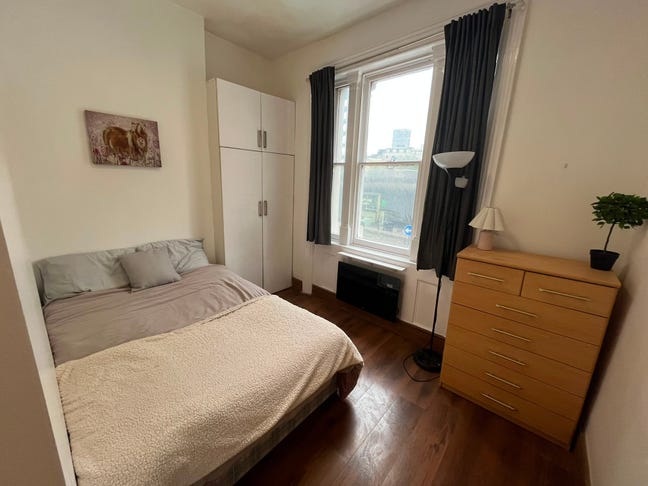 Bright Double Room near Barbican & Farringdon Main Photo