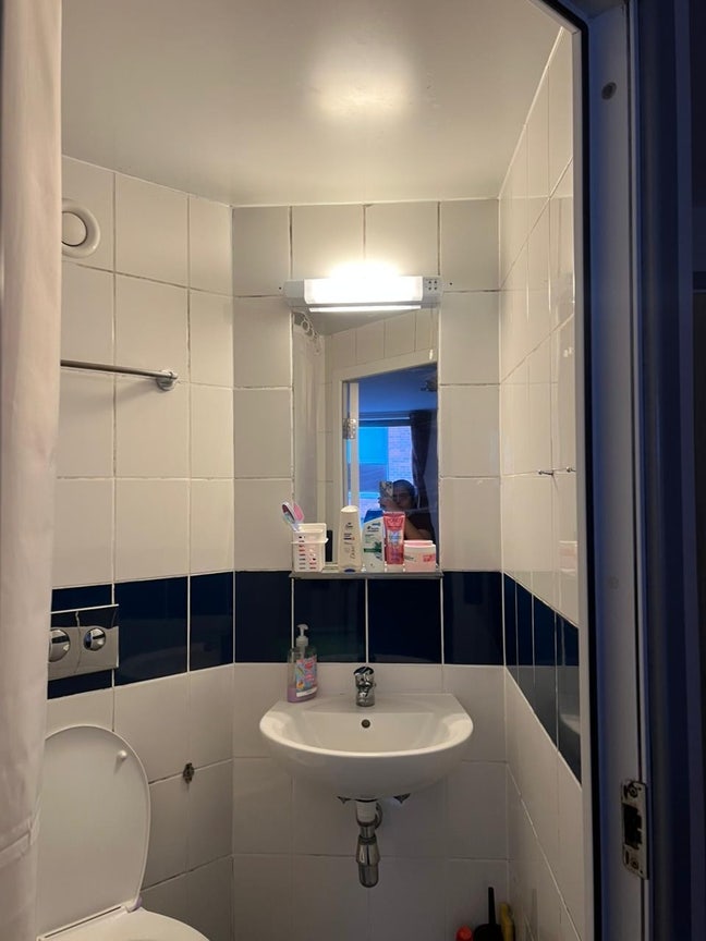 Urgently looking for a tenant  Main Photo