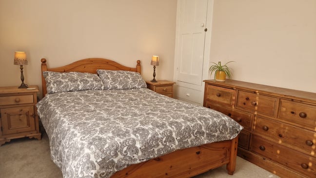 Double room in renovated house 5 mins from sea Main Photo