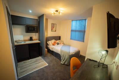 >> Fabulous HMO Studio Rooms - Contact Now<< Main Photo