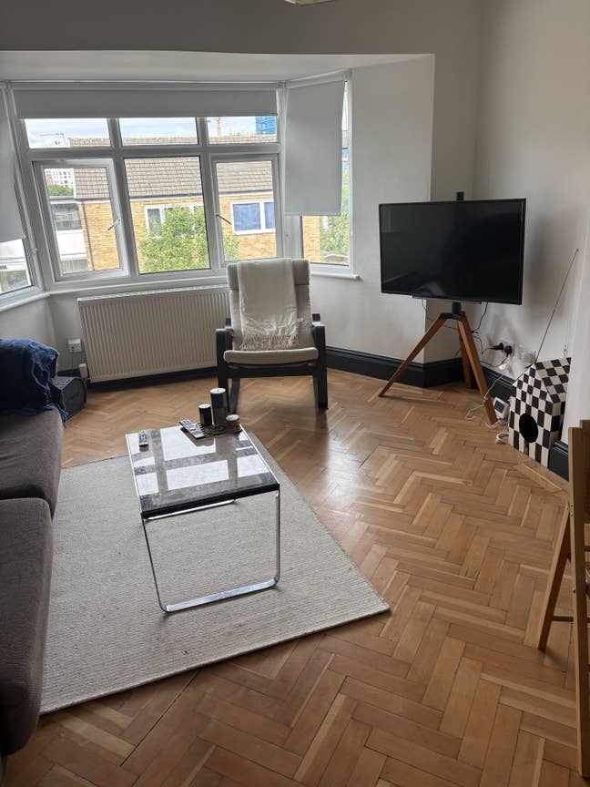 1 bedroom in gorgeous Walthamstow flat Main Photo