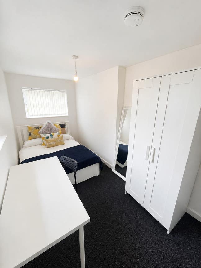 🔥 Spacious Double Rooms Available – M6🔥 Main Photo