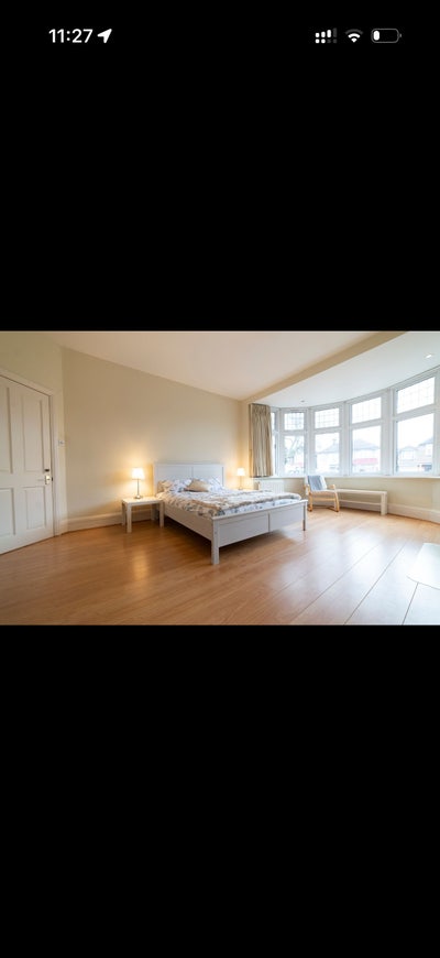 Massive Double room | Bright & spacious | &pound;1075 Main Photo