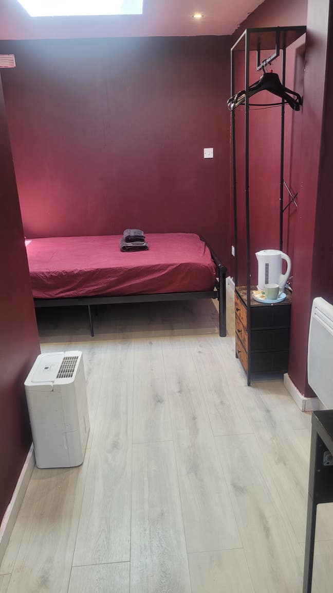 Double room ensuite 3min walk to Conquest hospital Main Photo