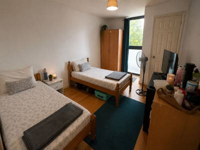 Female Flatmate Wanted – Room Share Main Photo