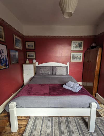 Double room in Goddard Victorian terrace Main Photo
