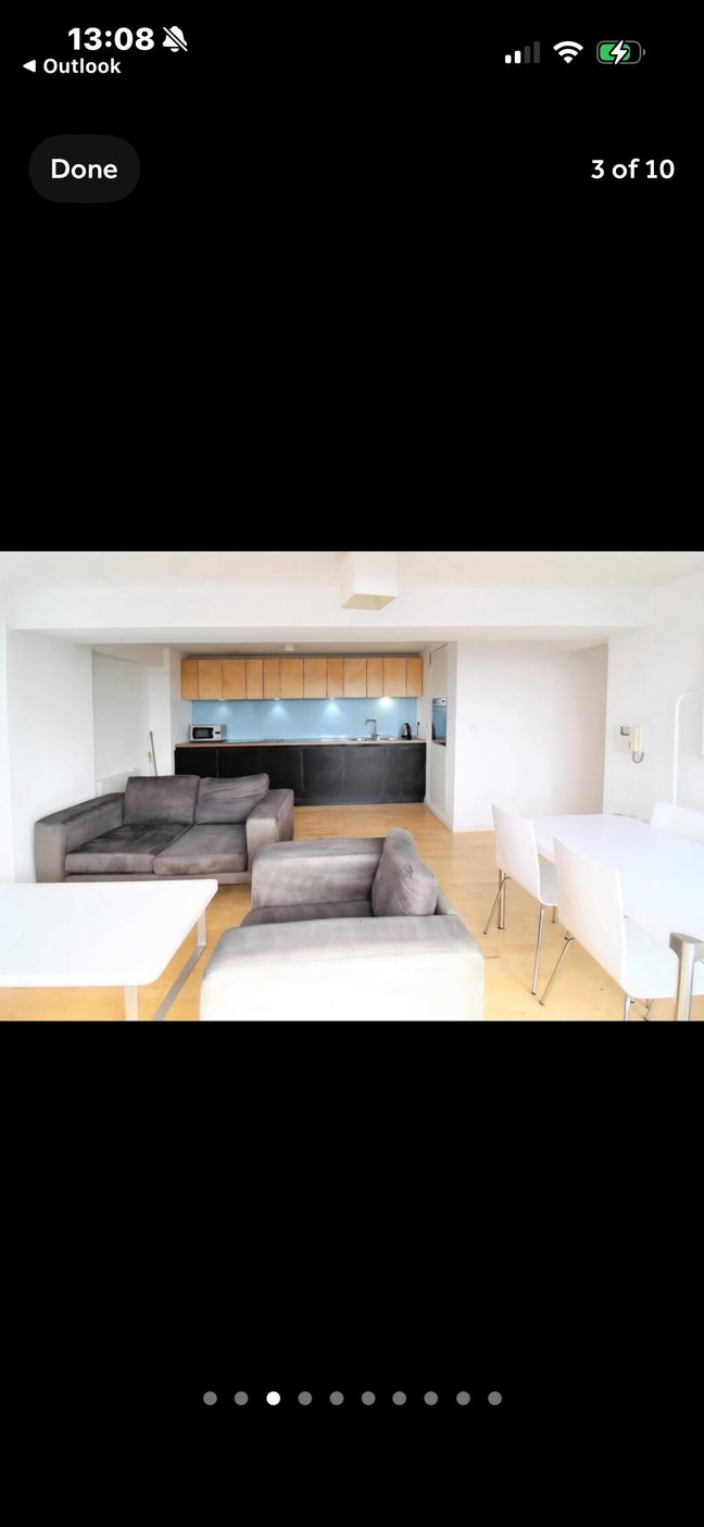 Flat mate wanted  Main Photo