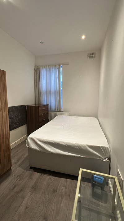 3 Rooms rent at Cricklewood &pound;720-&pound;835 Main Photo