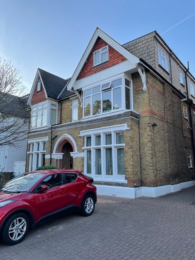 Double bedroom to rent in Ealing Broadway Main Photo