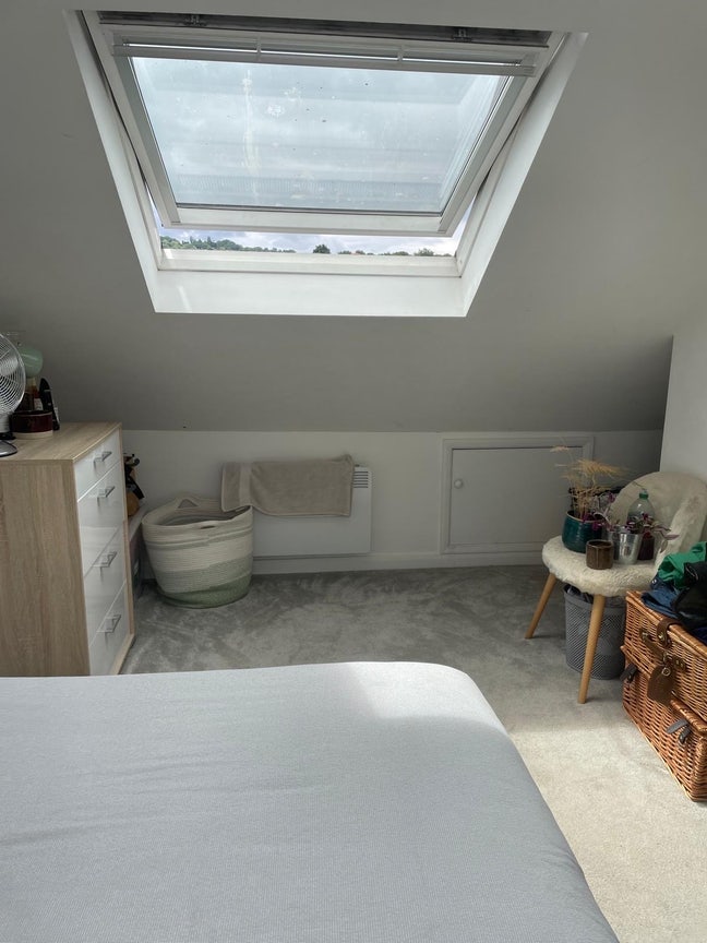 Double loft room in Oldfield Park Main Photo