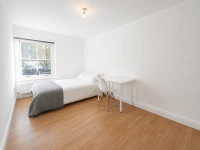 Rooms in Central London - 3 min Elizabeth Line Main Photo