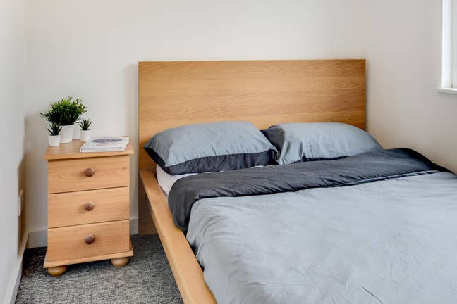 Fantastic Fully-Furnished Rooms in a Lovely Home Main Photo