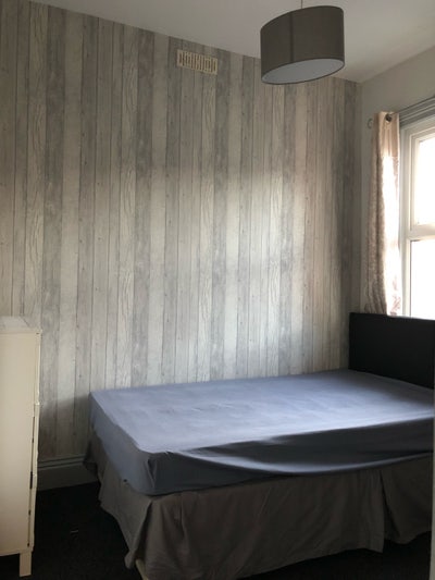 &pound;299 Pcm All Bills Included. Town. Main Photo