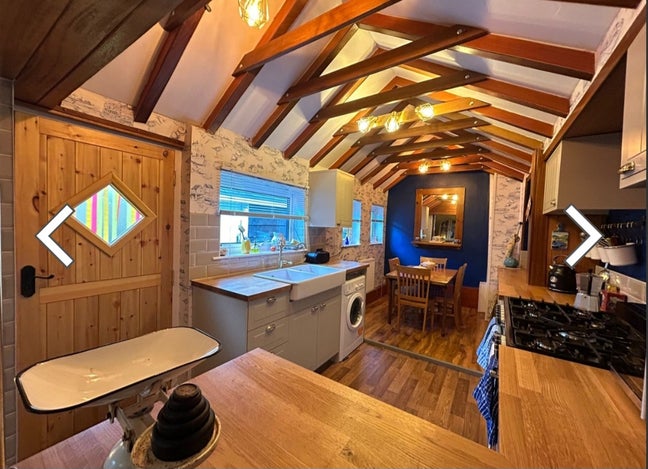 Delightful Single Room  Main Photo