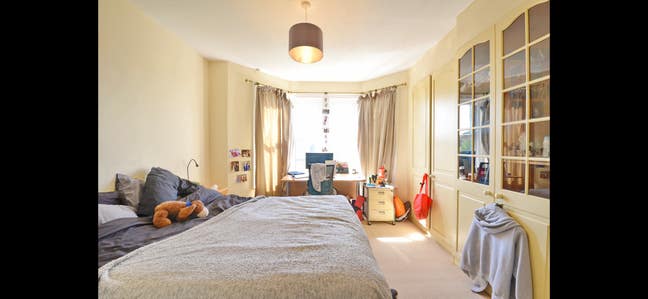Large Victorian shared house  Main Photo