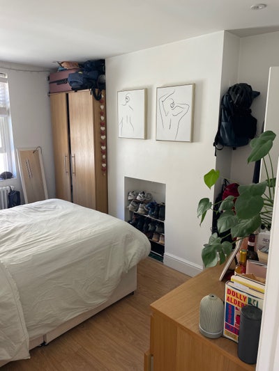 Ensuite room for rent in Clapham Old Town!   Main Photo