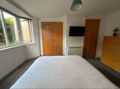 Double Room with Private Shower and WC Main Photo