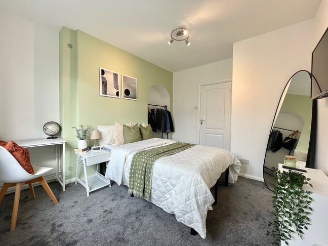 Modern Luxury Double Rooms – All Bills Included Main Photo