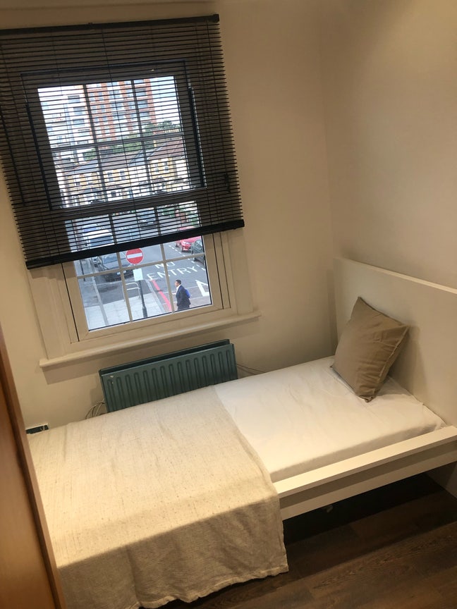 Single Room 7min walk to Lewisham Station ZONE2 Main Photo