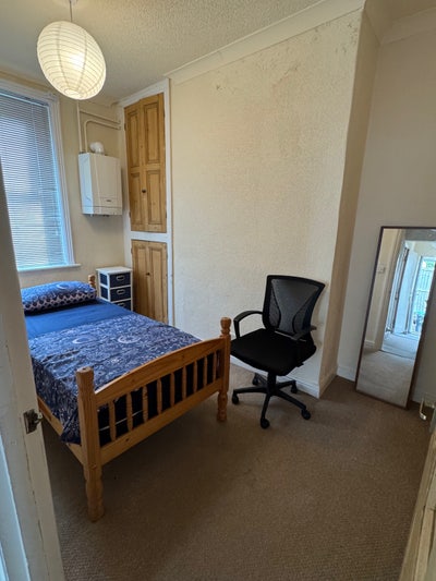 Single bedroom  Main Photo