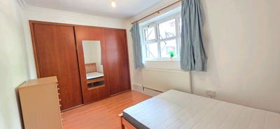Beautiful Newly Refurbished 4 Doubles – White City Main Photo