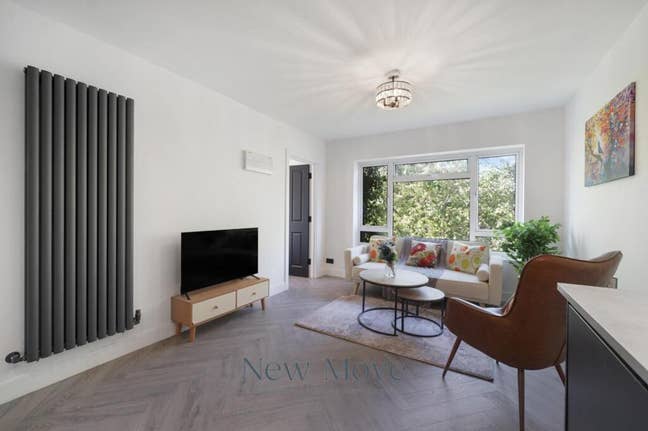 3 Bed Modern Mill Hill Flat - 3 Ensuites Main Photo