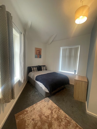 Immaculate en-suite double room  Main Photo