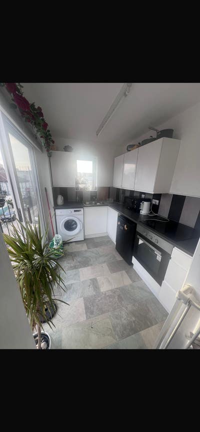 450 single room Main Photo