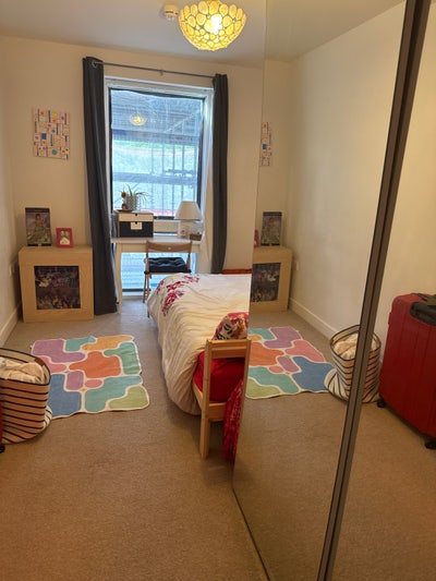 Double room with private bathroom & parking Main Photo