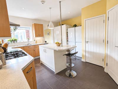 ** 💎 Lovely En Suite QE/UoB - All Bills Included! Main Photo