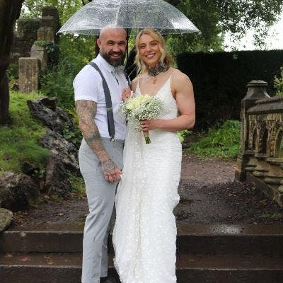 Professional Couple Looking for an Annexe Main Photo