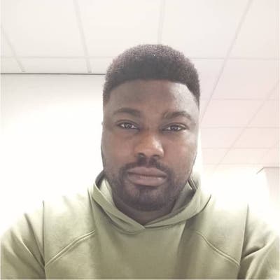 Professional Male seeks a single or double room Main Photo