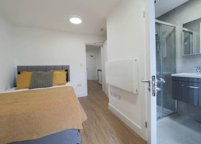 Luxury New Build House Share | Harrow Weald HA3 Main Photo