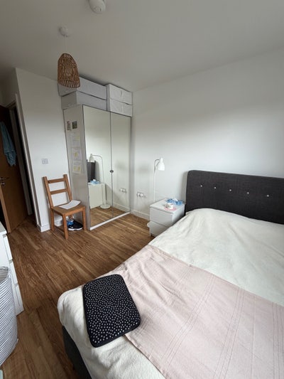 En-suite room from August  Main Photo