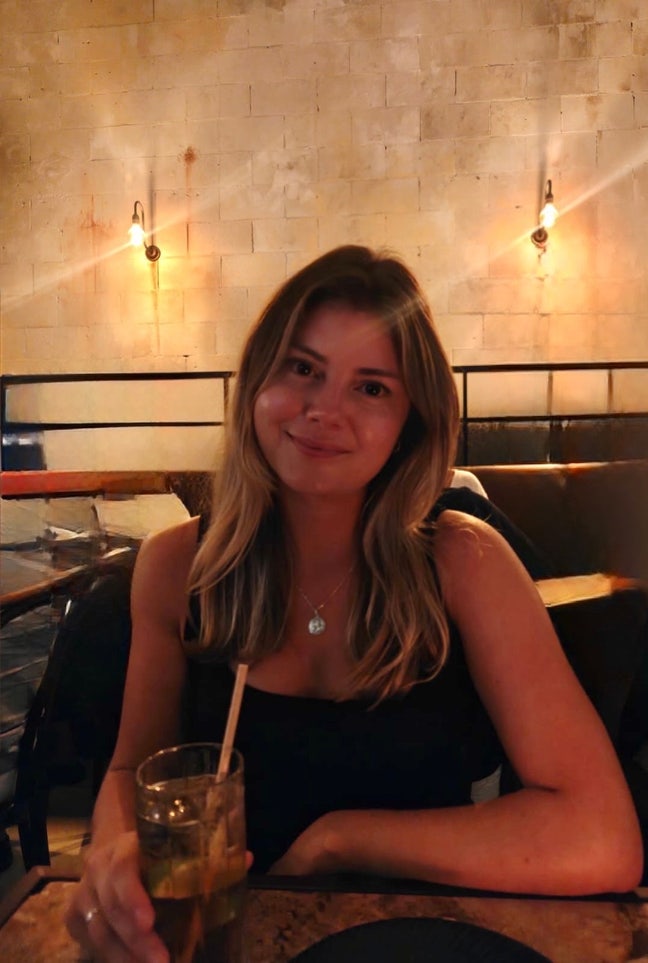 Wanted : Room / flat to rent  Main Photo