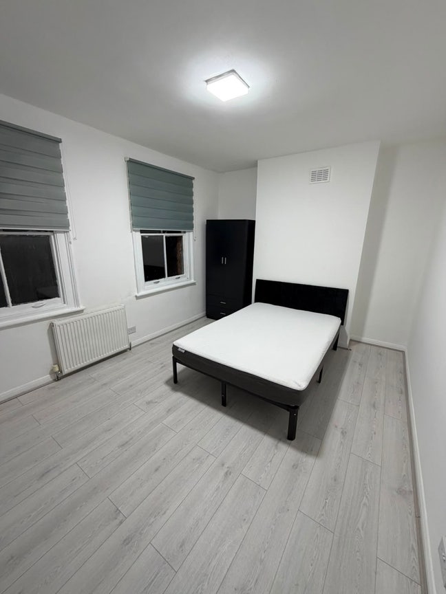     2 Furnished Double Rooms – Available Now  Main Photo