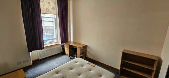 14 union street flat room for rent  Main Photo