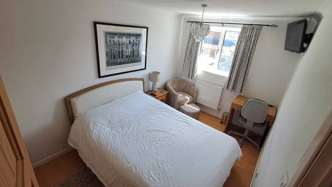 Master bedroom double room for single occupancy Main Photo