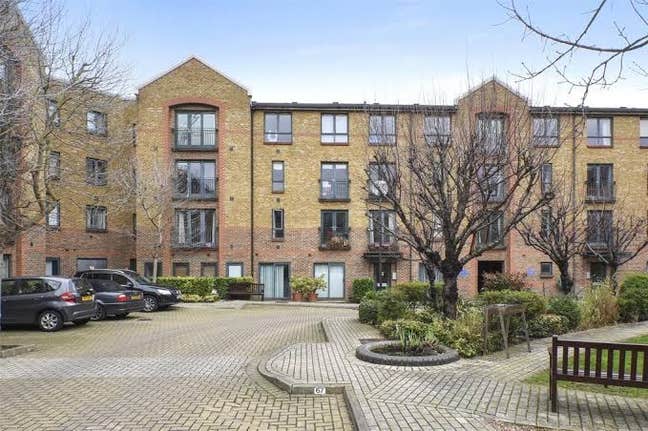 Contract Transfer- Double bedroom in 2B2B in E1 Main Photo