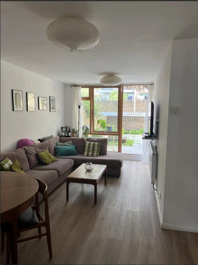 &pound;850 Long-Term Room Available 30th of July Main Photo