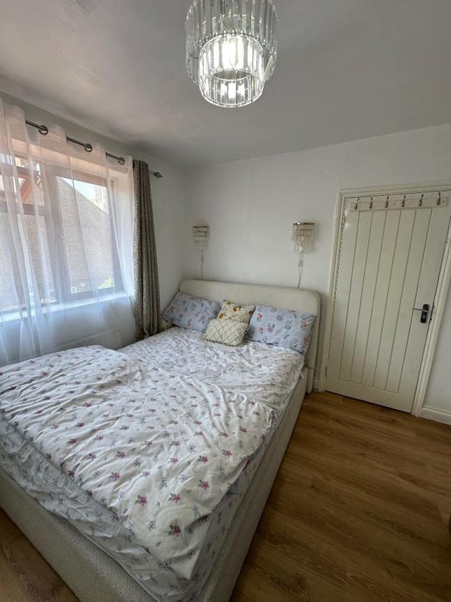 Double Room Stratford E15 (All Bills incl. &pound;950 Main Photo