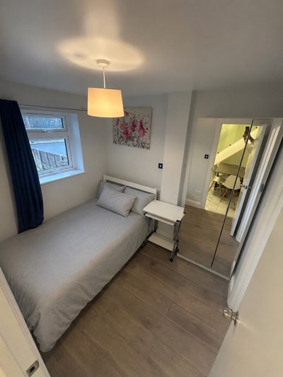 Beautiful En-Suite Popular Location Canary Wharf  Main Photo