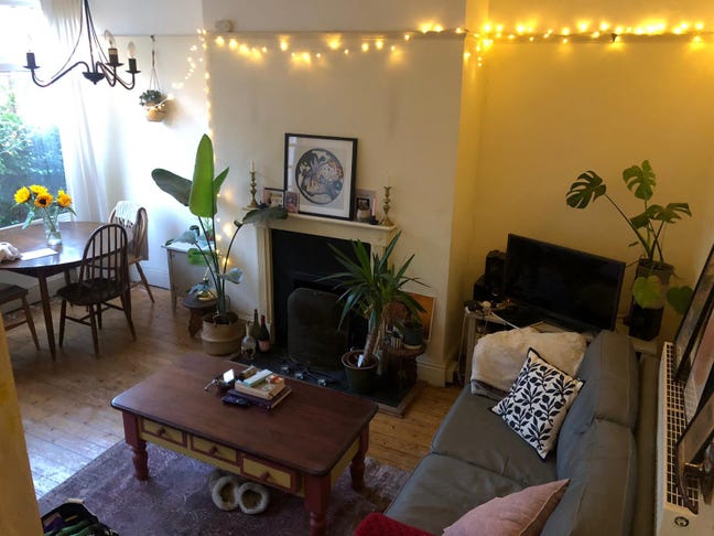 Lovely double room in Burley!  Main Photo