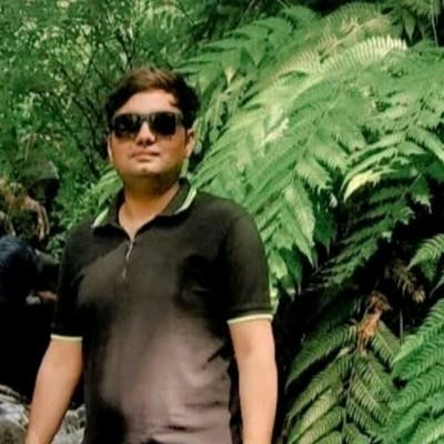 Professional Male seeks a single or double room Main Photo