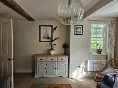 Large double room close to A34 and M4.  Main Photo